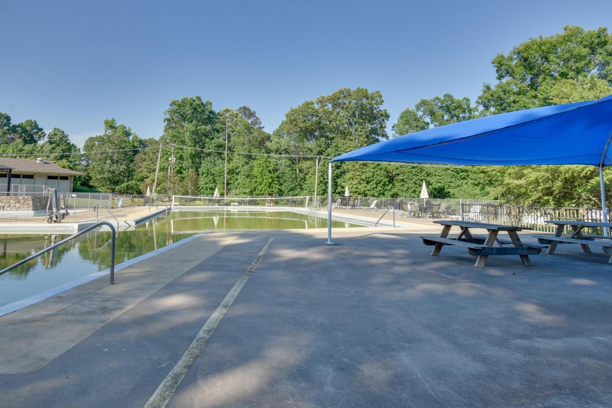 Lakefront Retreat With Deck, Dock And Resort Amenities Hot Springs Kültér fotó